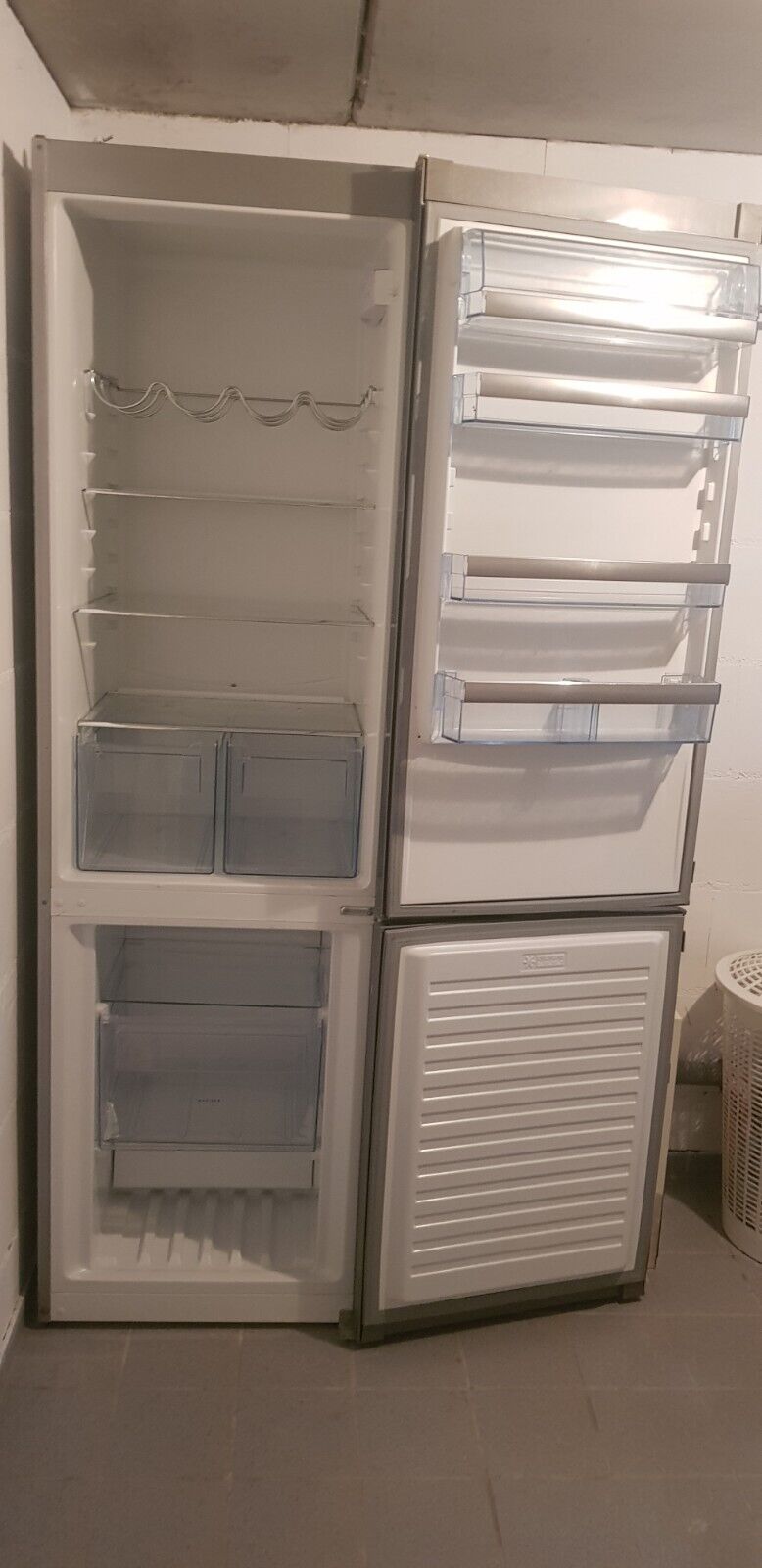 Achetez vos Combinés réfrigérateur/congélateur