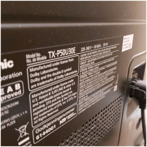 Téléviseur écran plat Panasonic TX-P50U30E 50 pouces en bon état / occasion