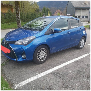 Toyota Yaris annee 2015 – Limousine Bleue